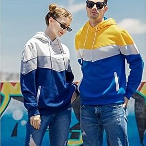 couple wear hoodie