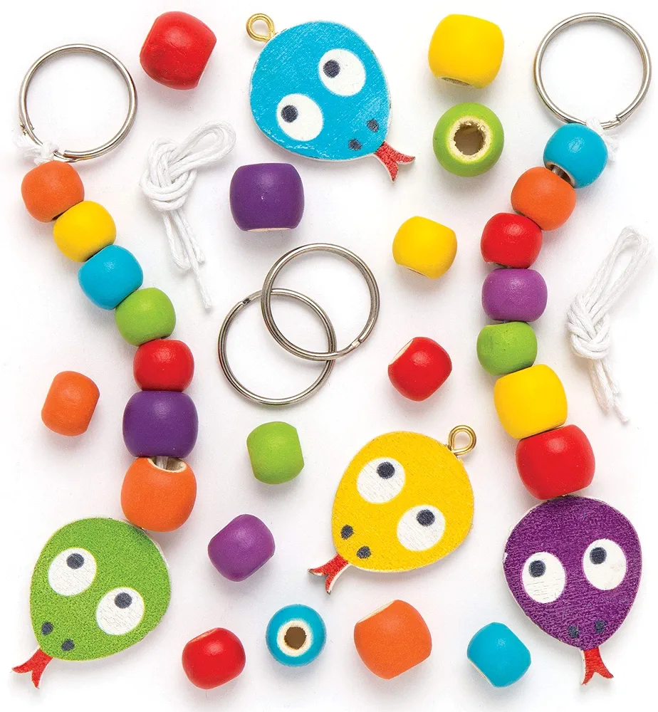 Baker Ross Snake Wooden Keyring Kits – Pack of 4, Keyring Making for Kids, Animal Crafts (AR440)