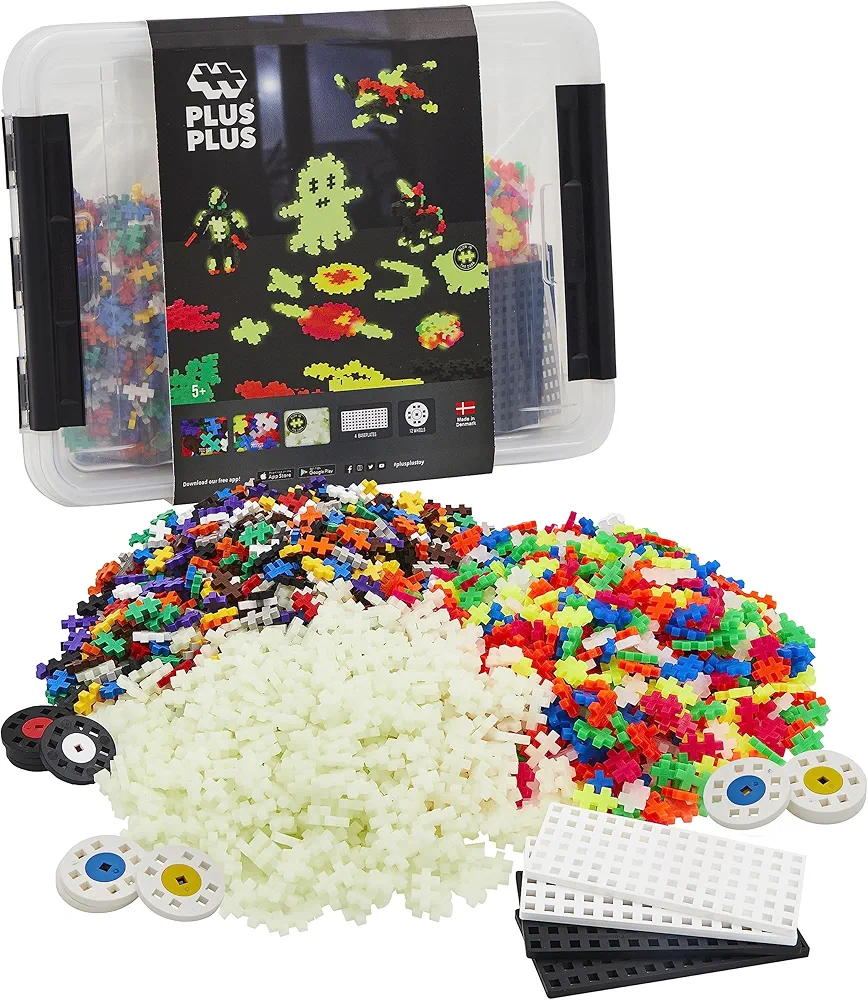 Plus-Plus 9603919 Ingenious Construction Toy, Basic XXL Mega Set, Glow in The Dark, Creative Building Blocks, 2000 Pieces