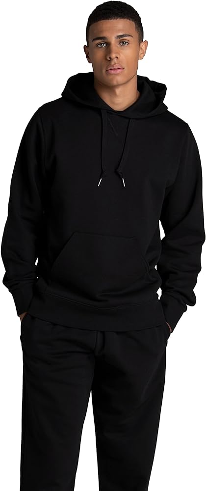 Fruit of the Loom Men's Crafted Comfort Fleece Crewneck Sweatshirts & Pullover Hoodies, Super Soft Cotton Blend, Sizes S-2X, Black, Medium